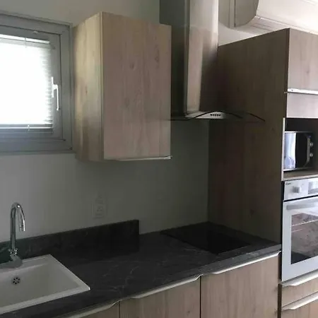 Appartement Dans Proche De La Sète