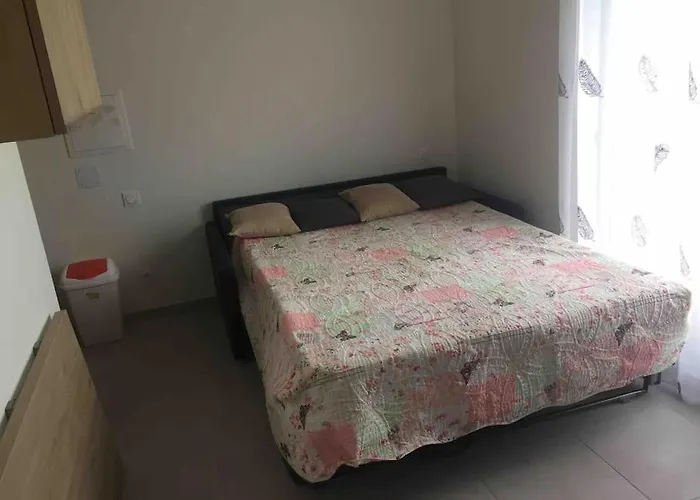 Dans Proche De La Apartman